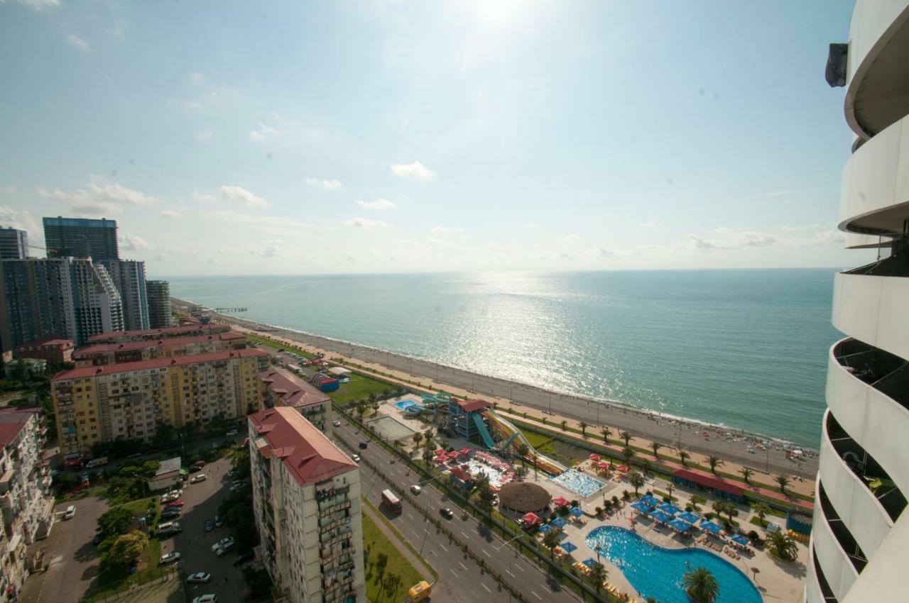 Orbi Apart Hotel In Front Of Aquapark Батумі Екстер'єр фото